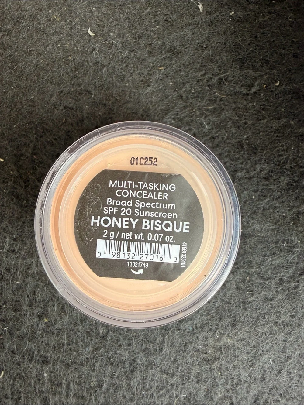 bareMinerals compact concealer